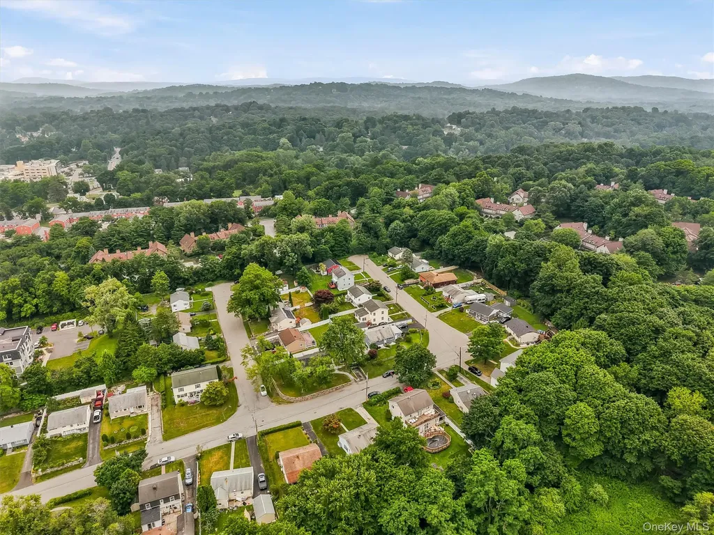 56 Cayuga Drive Peekskill NY 10566