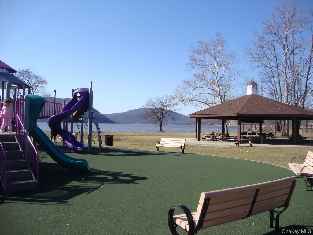 56 Cayuga Drive Peekskill NY 10566