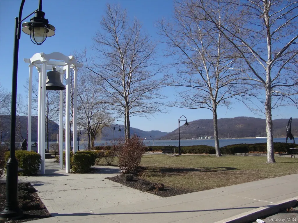 56 Cayuga Drive Peekskill NY 10566