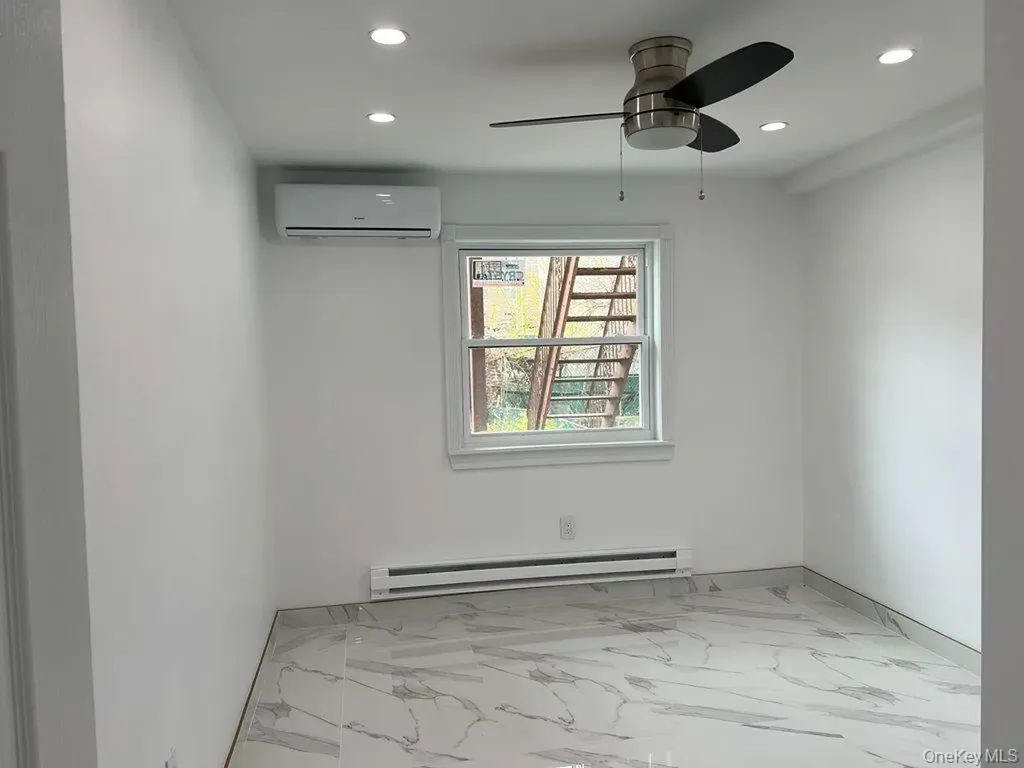 730 E 217 Street Bronx NY 10467