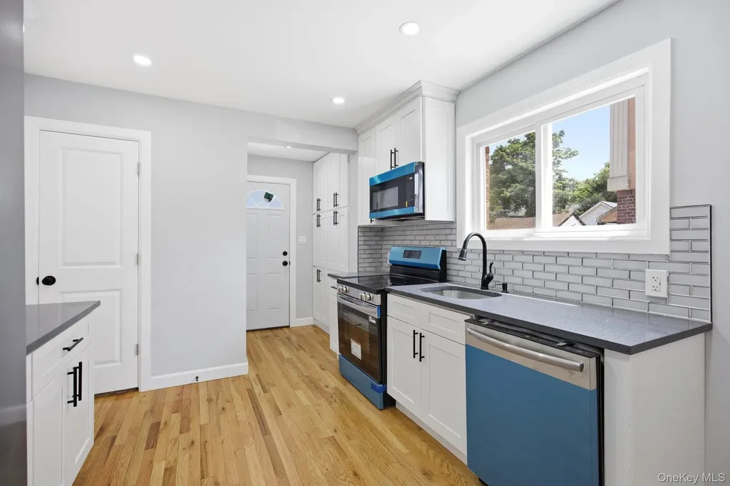 107 E Saint Marks Place Valley Stream NY 11580