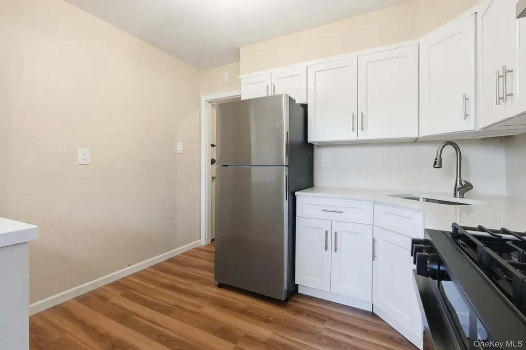 4060 Jerusalem Avenue Seaford NY 11783