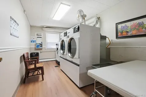 4060 Jerusalem Avenue Seaford NY 11783