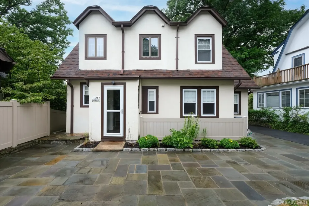 94 Kensington Road Bronxville NY 10708