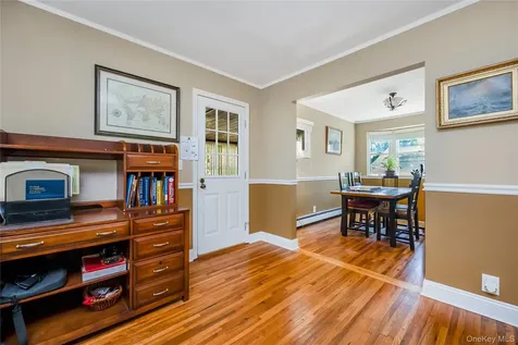 34 Ridge Road Farmingdale NY 11735