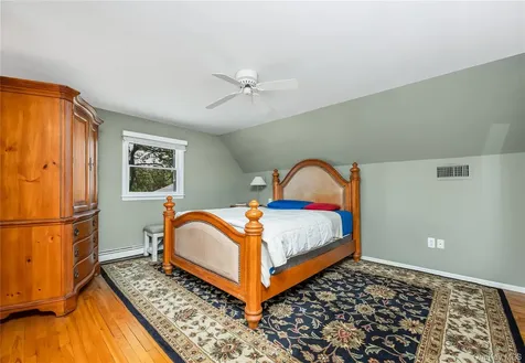 34 Ridge Road Farmingdale NY 11735