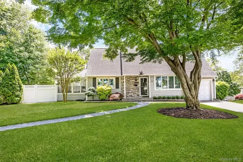 34 Ridge Road Farmingdale NY 11735
