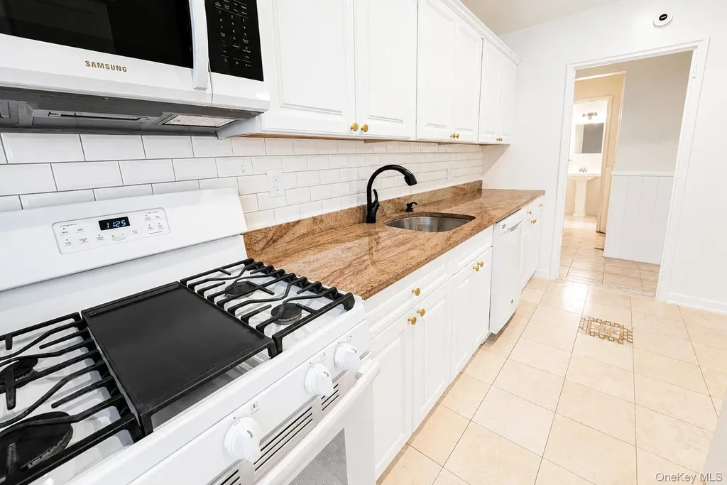 1234 Midland Avenue Bronxville NY 10708