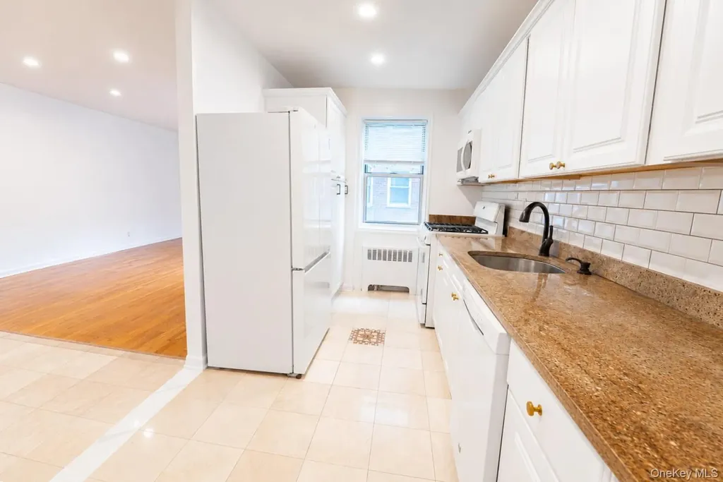 1234 Midland Avenue Bronxville NY 10708