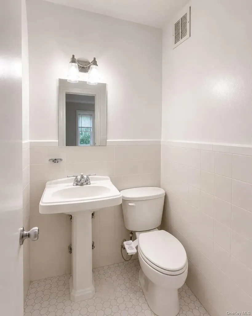 1234 Midland Avenue Bronxville NY 10708