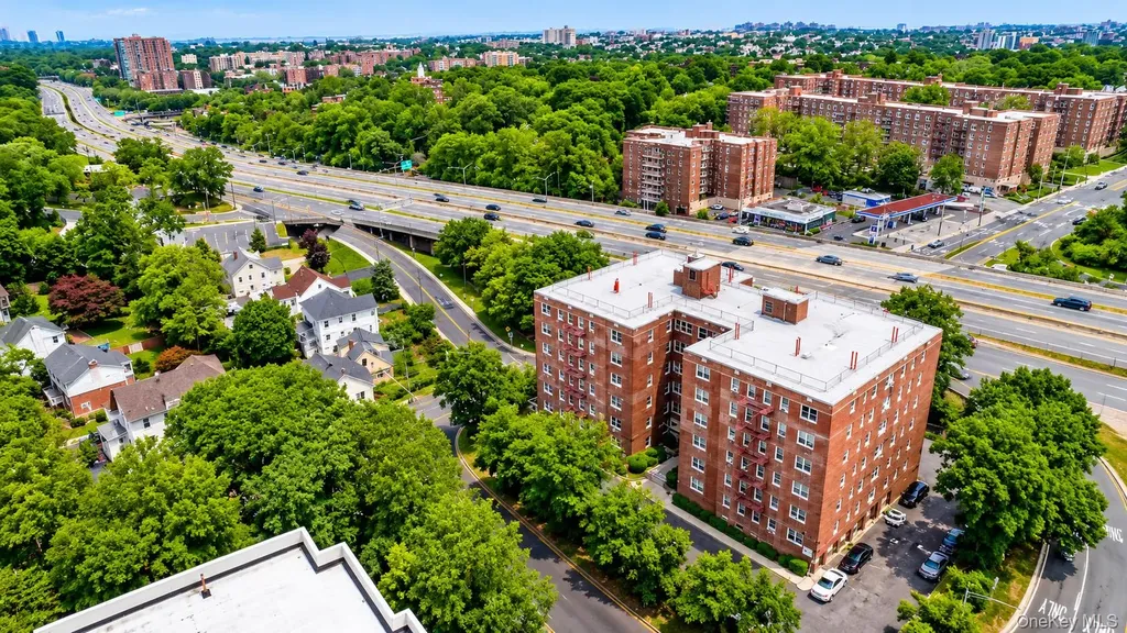 1234 Midland Avenue Bronxville NY 10708