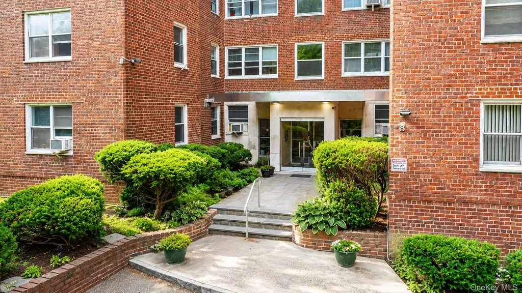 1234 Midland Avenue Bronxville NY 10708