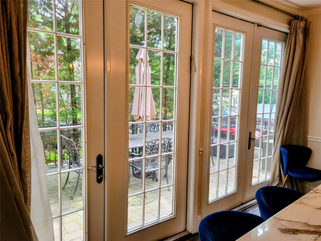 301 Linwood Avenue Cedarhurst NY 11516