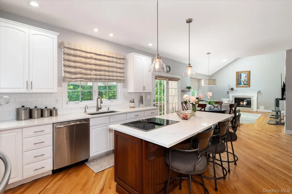 6 Theal Court Somers NY 10589