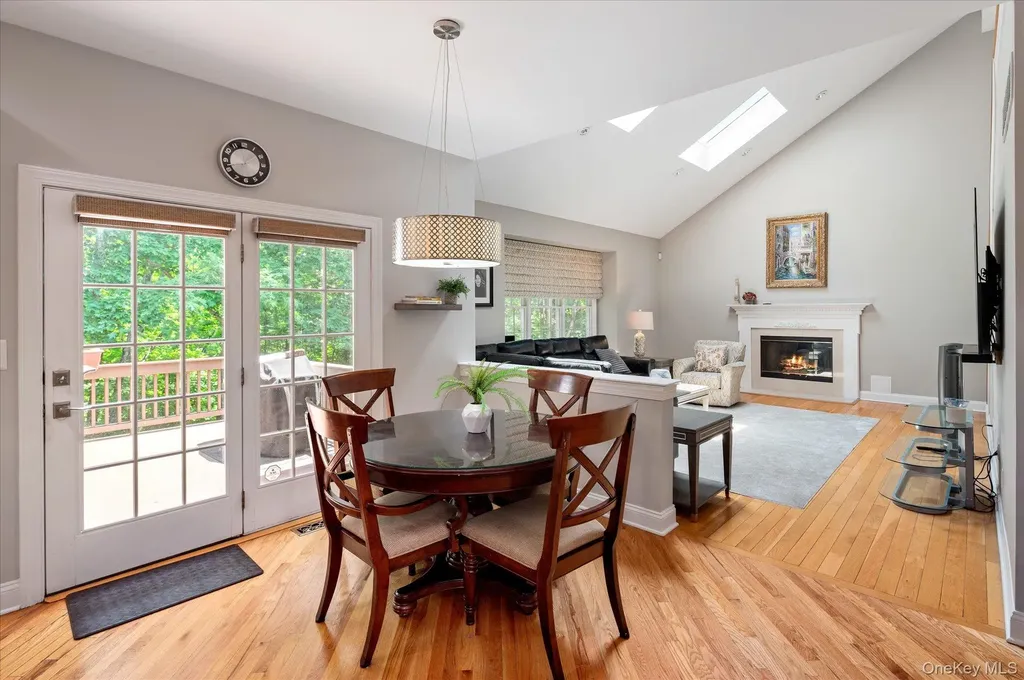 6 Theal Court Somers NY 10589
