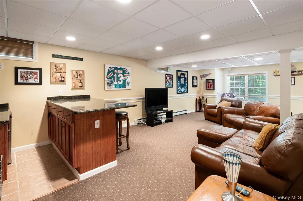 6 Theal Court Somers NY 10589