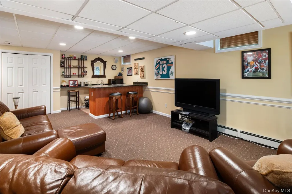 6 Theal Court Somers NY 10589