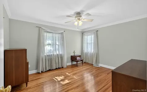 88 Philadelphia Avenue Massapequa Park NY 11762