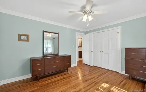 88 Philadelphia Avenue Massapequa Park NY 11762
