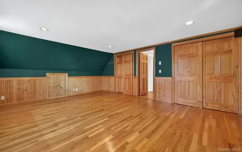 88 Philadelphia Avenue Massapequa Park NY 11762