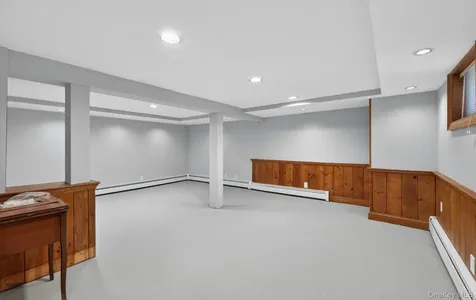 88 Philadelphia Avenue Massapequa Park NY 11762