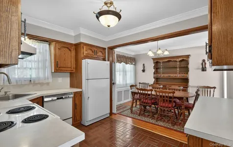 88 Philadelphia Avenue Massapequa Park NY 11762
