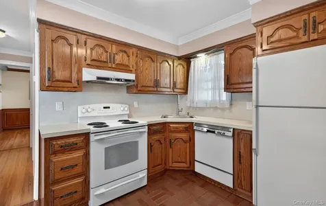 88 Philadelphia Avenue Massapequa Park NY 11762