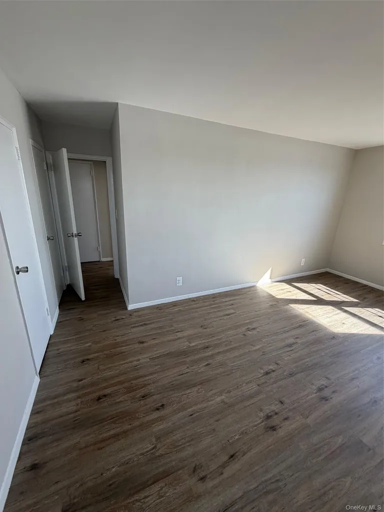 709 Waburton Avenue Yonkers NY 10701