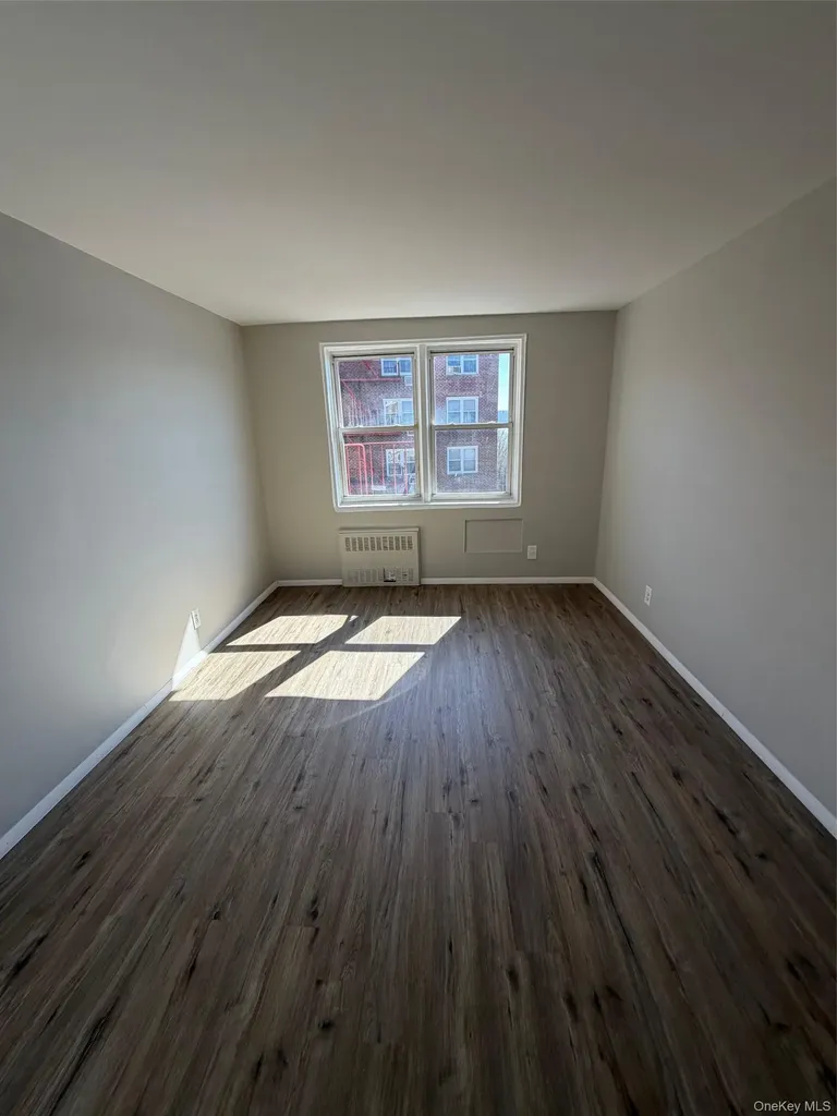 709 Waburton Avenue Yonkers NY 10701