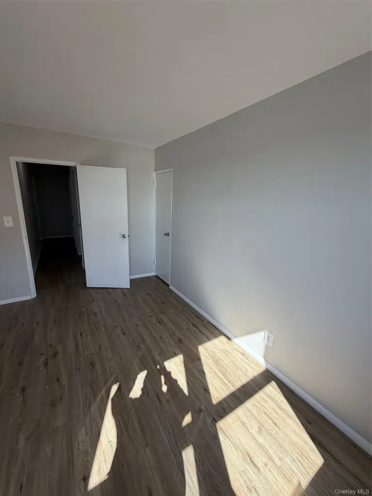 709 Waburton Avenue Yonkers NY 10701