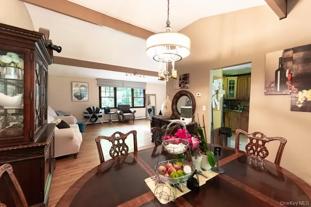 14 Englewood Terrace Mahopac NY 10541
