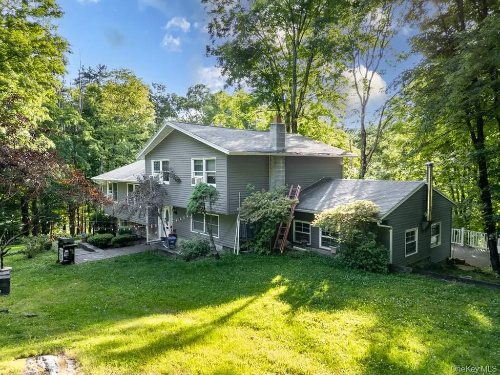 14 Englewood Terrace Mahopac NY 10541