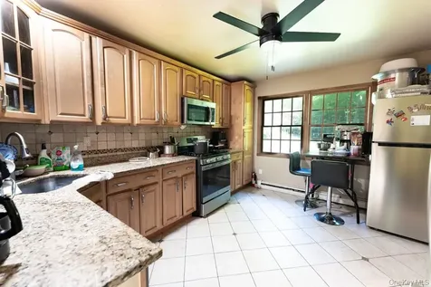 14 Englewood Terrace Mahopac NY 10541