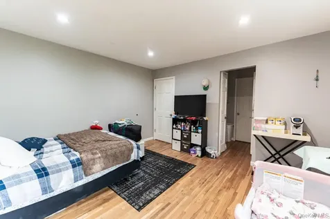 14 Englewood Terrace Mahopac NY 10541