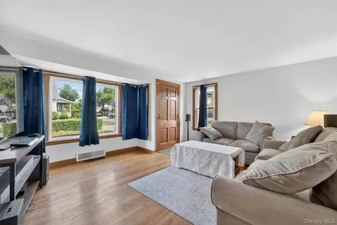 32 Merilina Avenue Kingston NY 12401