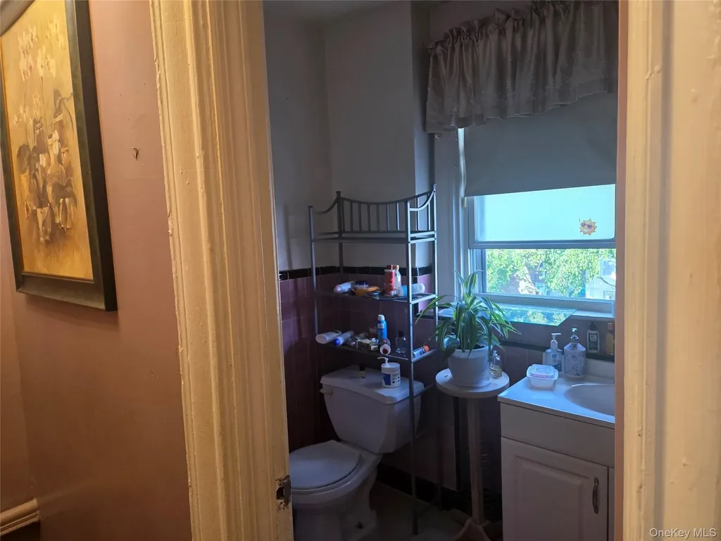2726 Holland Avenue Bronx NY 10467