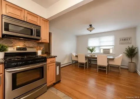 1183 Neill Avenue Bronx NY 10461