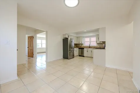 1183 Neill Avenue Bronx NY 10461