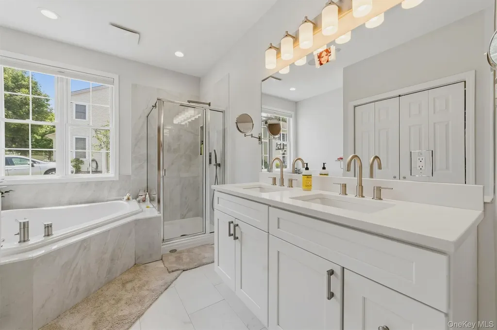 151 Classic Court White Plains NY 10603