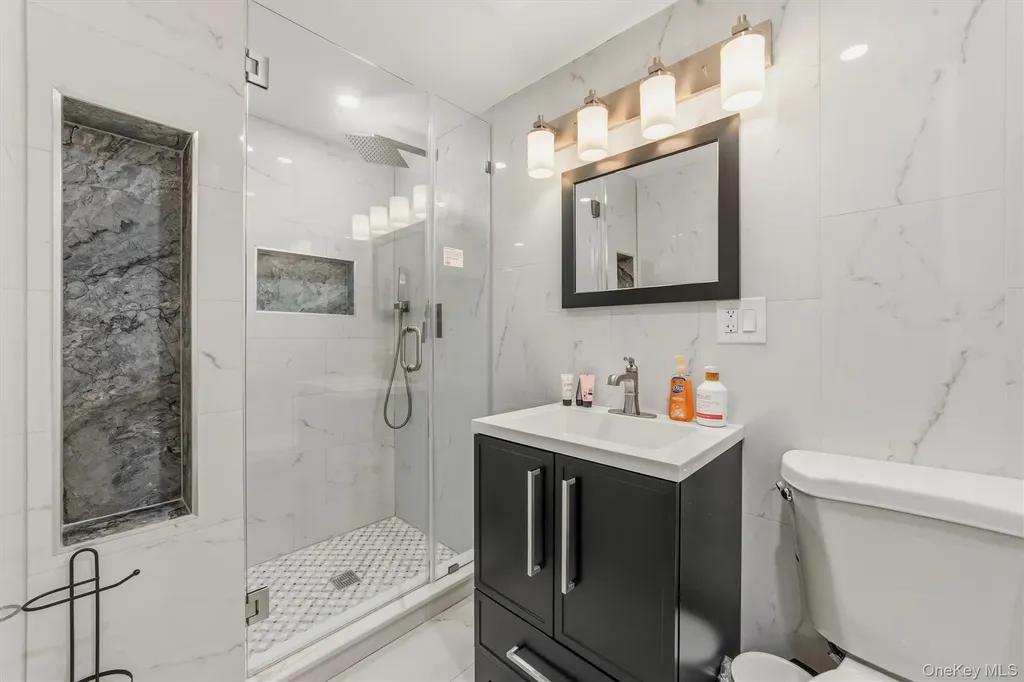 151 Classic Court White Plains NY 10603