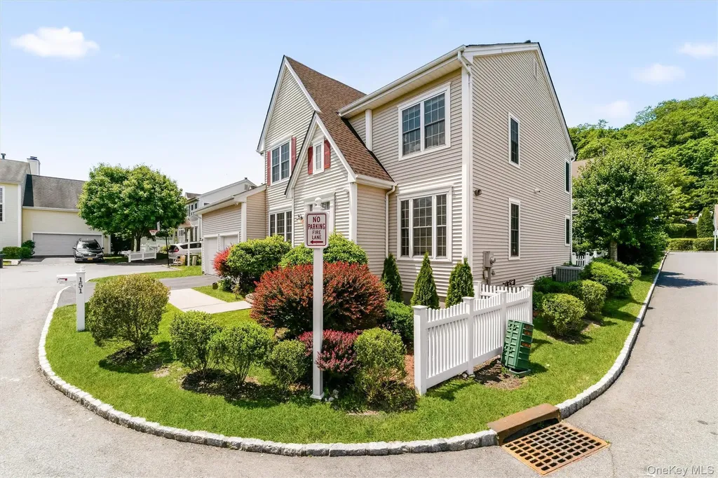 151 Classic Court White Plains NY 10603