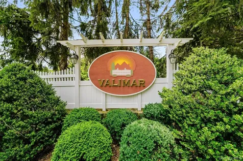 151 Classic Court White Plains NY 10603