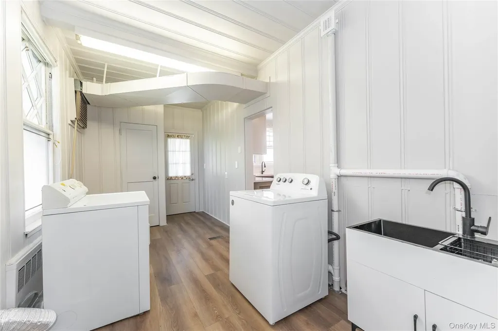 486 Oxford Road Cedarhurst NY 11516
