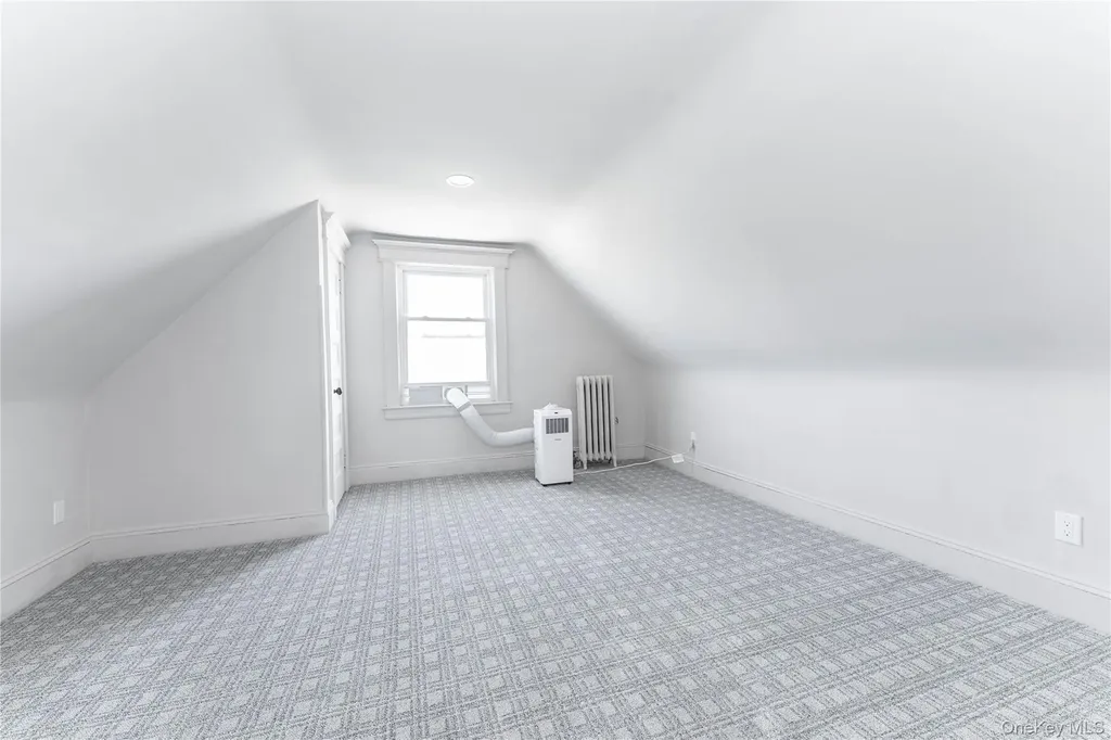 486 Oxford Road Cedarhurst NY 11516