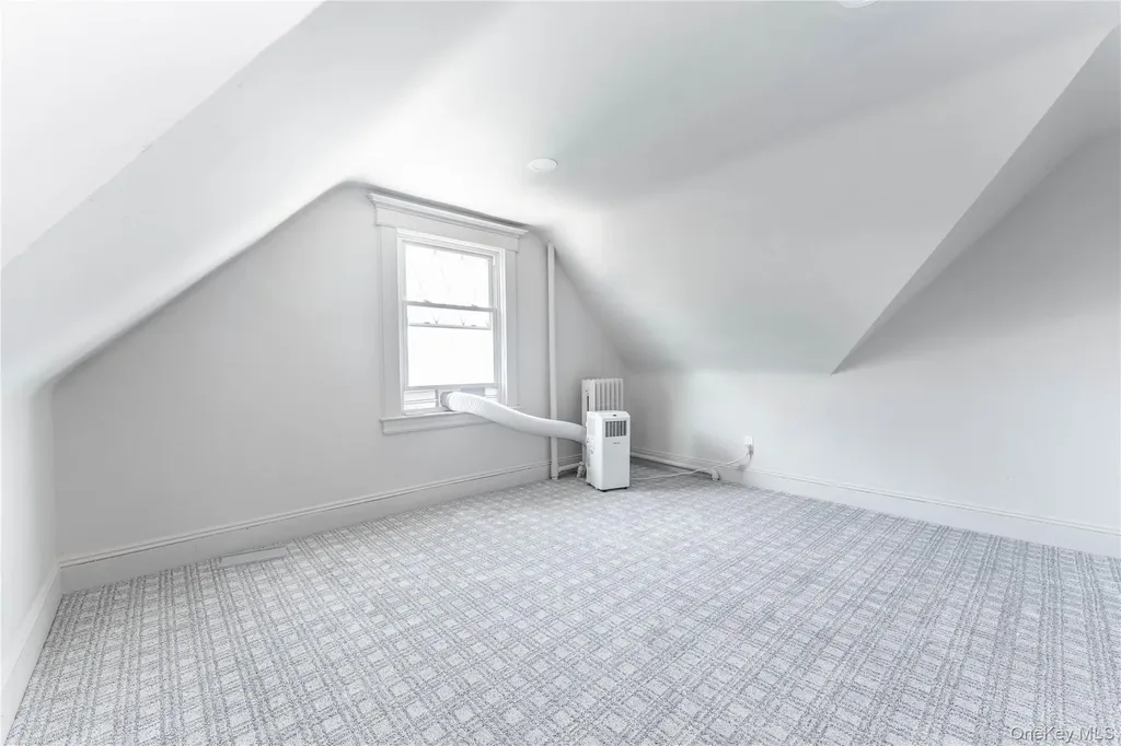 486 Oxford Road Cedarhurst NY 11516