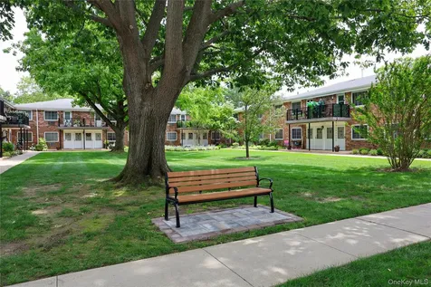 156 Jervis Avenue Farmingdale NY 11735