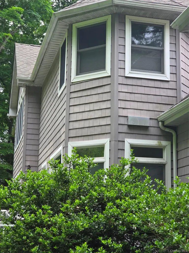 170 Watch Hill Road Cortlandt Manor NY 10567