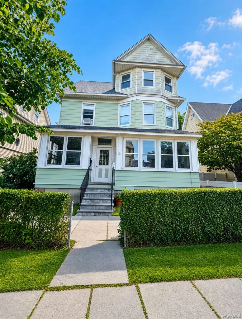 79 Division Street New Rochelle NY 10805