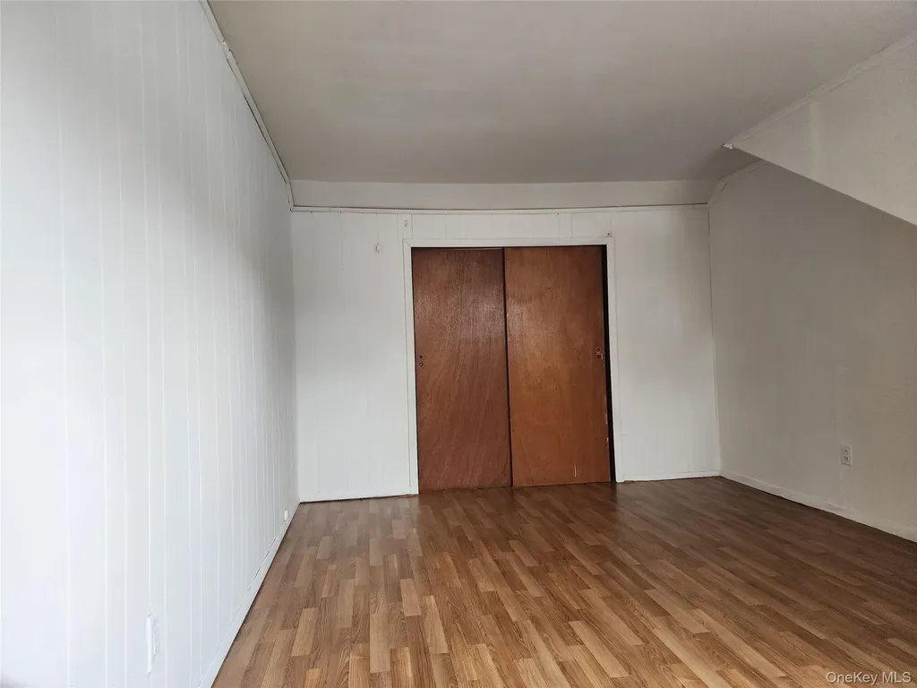 11942 238th Street Cambria Heights NY 11411