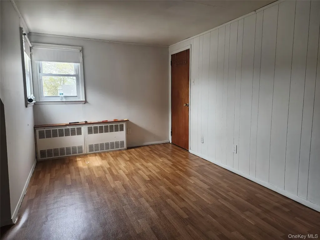 11942 238th Street Cambria Heights NY 11411